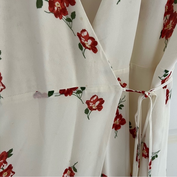 Reformation Lucky Wrap Mini Dress Magdalena Cream White Floral V-neck | Small - Picture 8 of 14